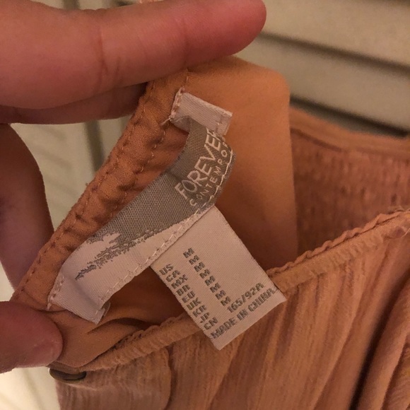 Dress - Picture 3 of 4